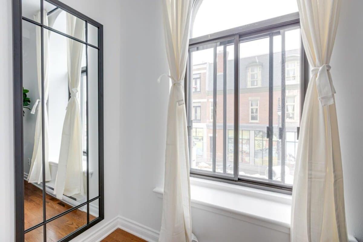 Apartamento M11 Gorgeous Bright Corner 2br In Heart Of Mtl Montreal