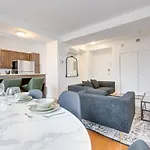 M11 Gorgeous Bright Corner 2Br In Heart Of Mtl